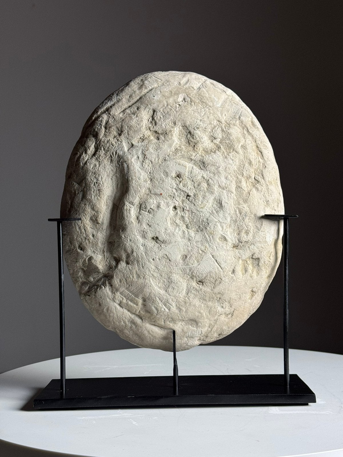 Septaria Nodule op custom standaard, Antiek en Kunst, Ophalen