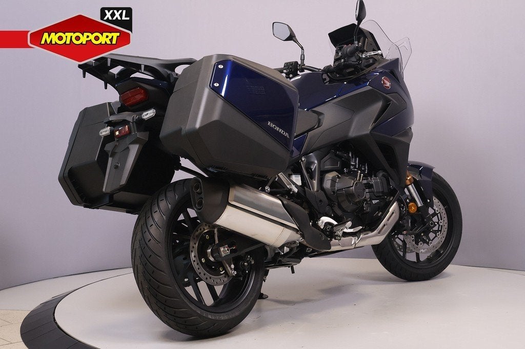 Honda NT 1100 DCT (bj 2026), Honda Motor Europe Ltd, Bedrijf, Toermotor, Customer.service@honda-eu.com