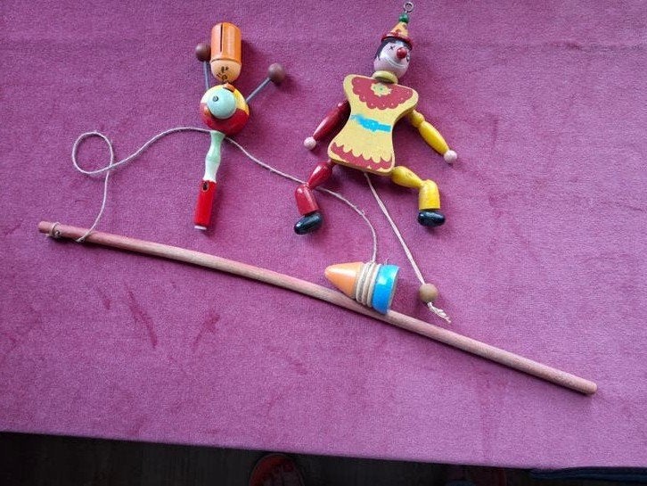 Vintage Houten Speelgoed Set: Clown, Rammelaar & Tol, Kinderen en Baby's, Ophalen of Verzenden, Gebruikt