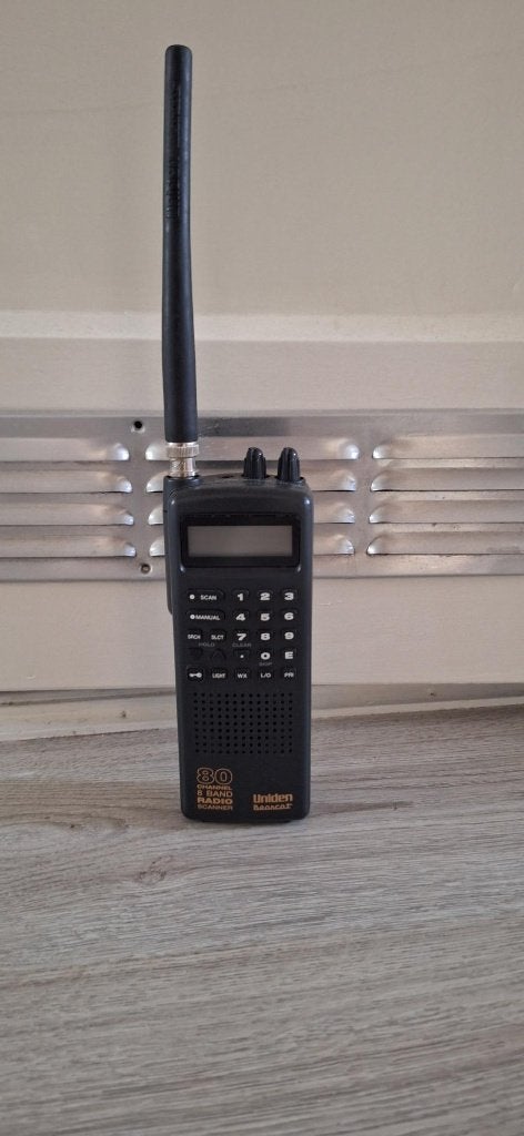 bearcat uniden ubc 60 xlt 2, Ophalen of Verzenden, Gebruikt, 30 tot 200 kanalen