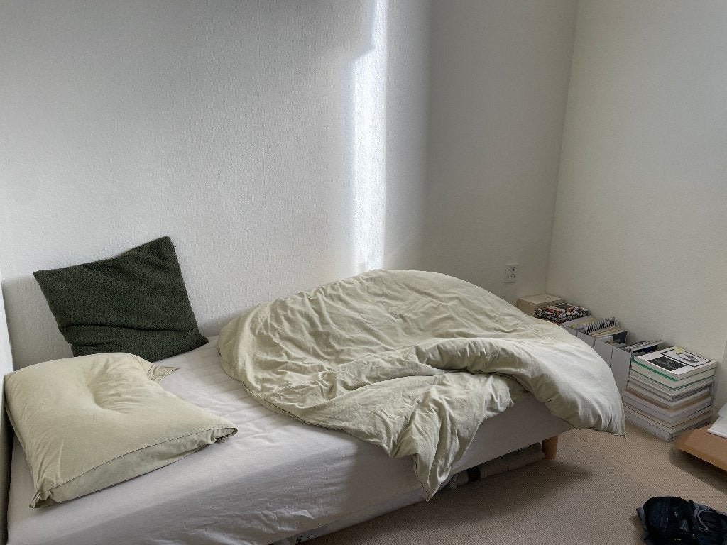 Muji Mattress with Legs, Single bed, Huis en Inrichting, Ophalen, Gebruikt, Eenpersoons, Hout