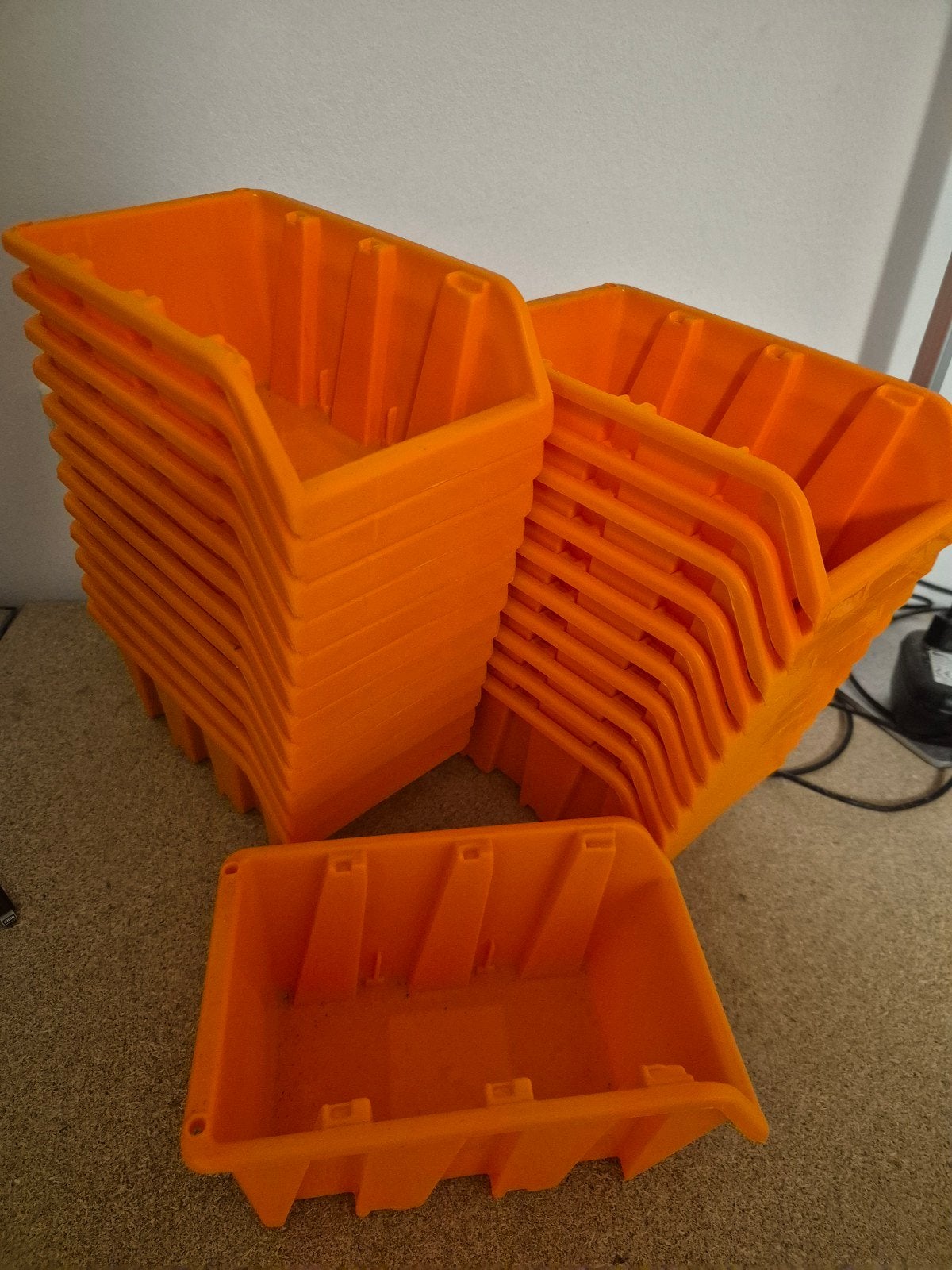 20 Oranje Bakjes voor Schroeven en Onderdelen, Gebruikt, Minder dan 50 cm, Ophalen of Verzenden, Minder dan 40 cm