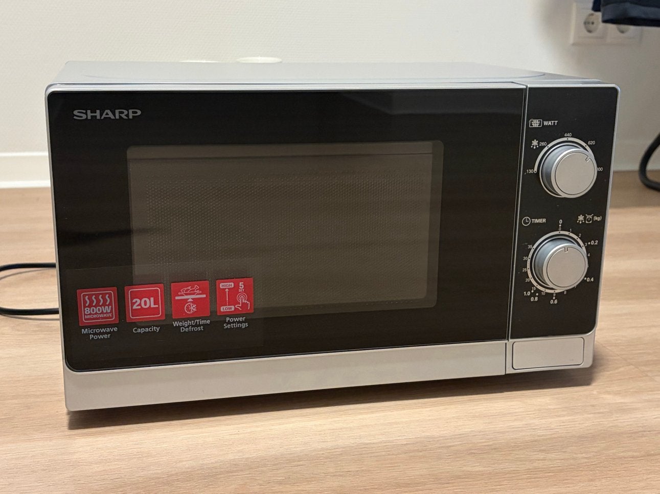 Sharp Magnetron R200INW - 800W, 20L, Zilver/Zwart, Ophalen, Gebruikt, Magnetron, Draaiplateau