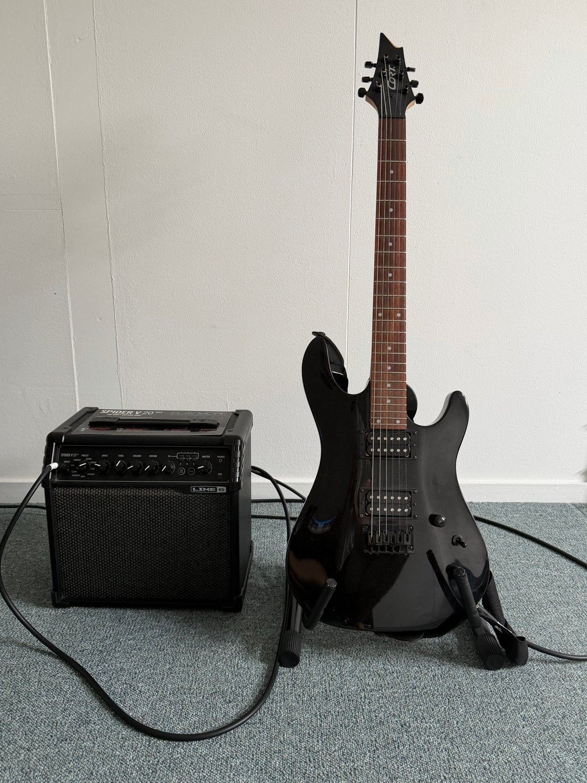 Cort KX100 elektrische gitaar met Line 6 Spider V 20 MKII, Muziek en Instrumenten, Snaarinstrumenten | Gitaren | Elektrisch, Overige merken