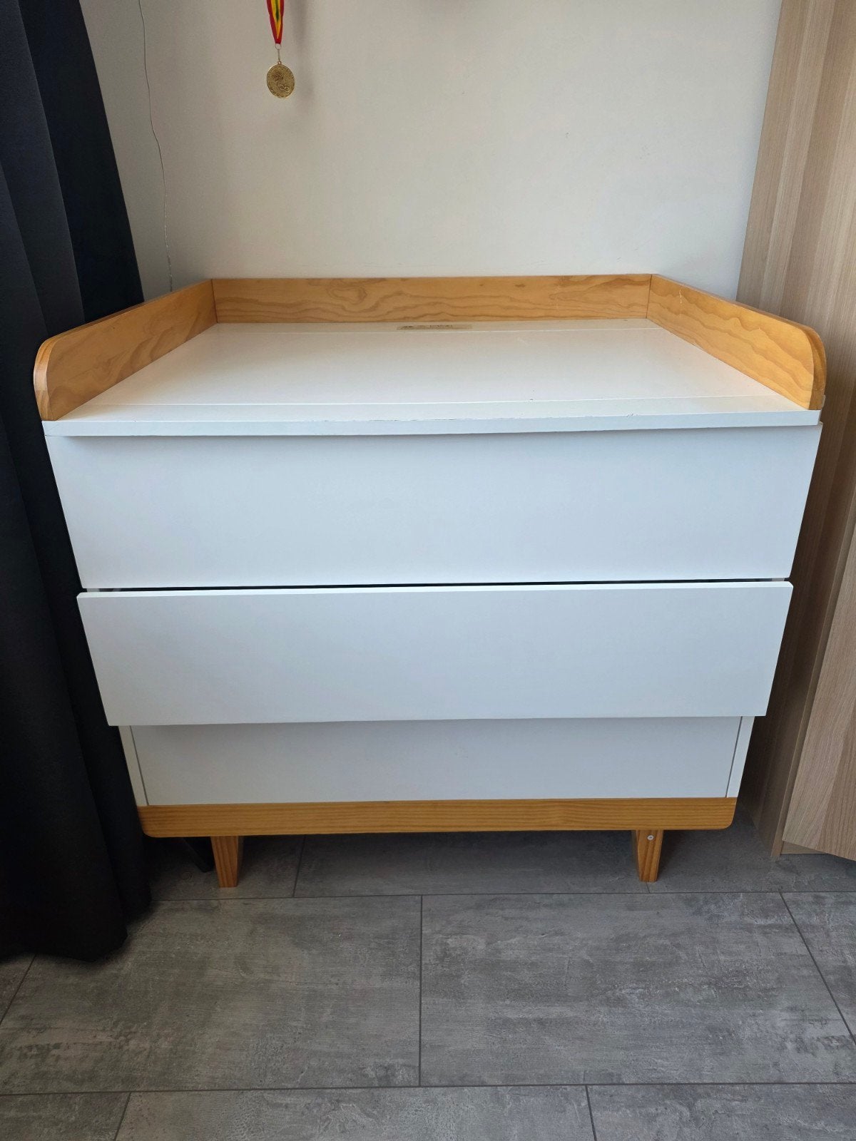 GRATIS Commode met lichte schade, Ophalen, Gebruikt, 50 tot 70 cm, 100 cm of meer