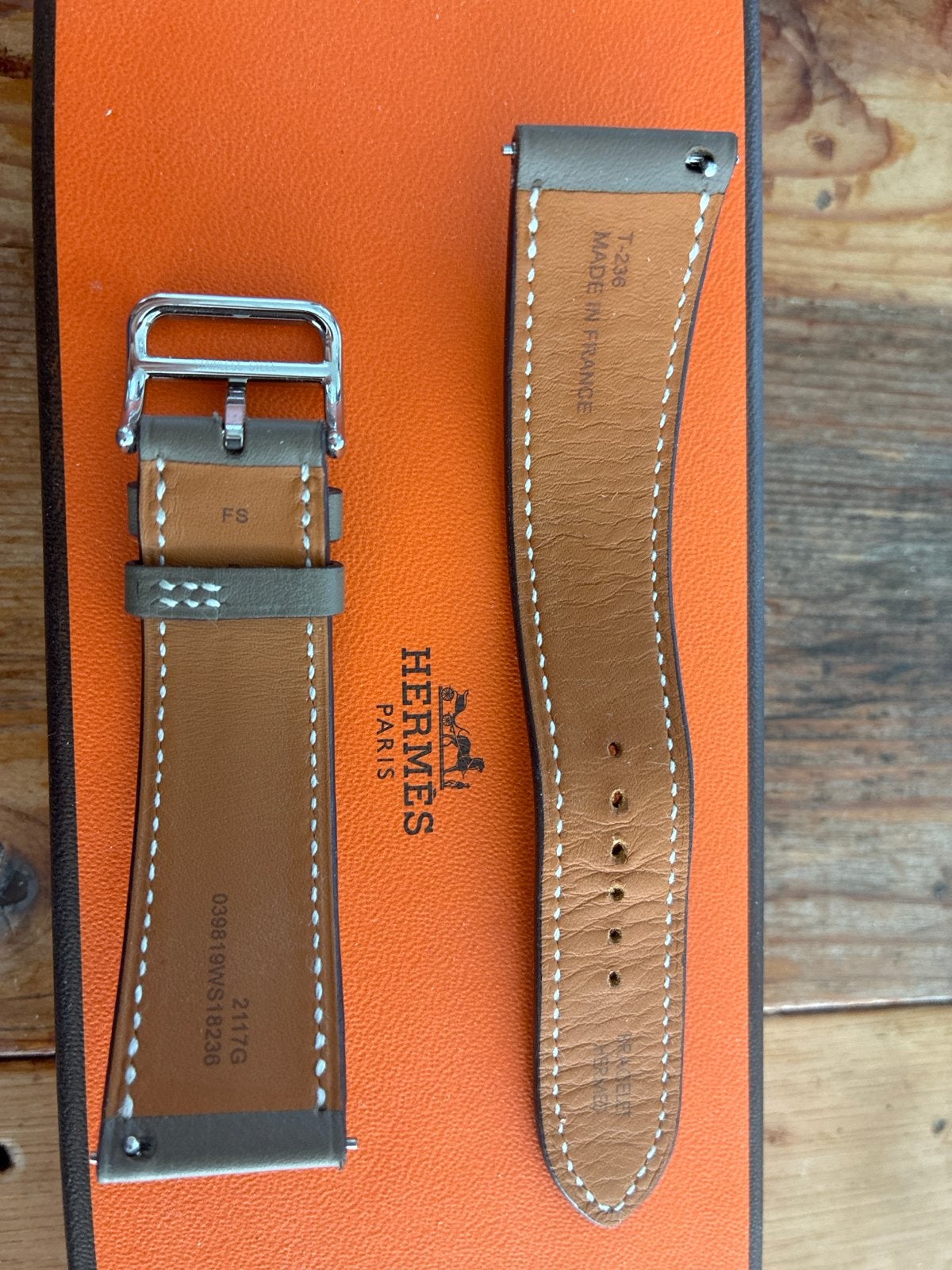Hermès Cape Cod horlogeband grijs, nieuw en ongedragen, Sieraden, Tassen en Uiterlijk, Horloges | Heren, Overige merken, Leer
