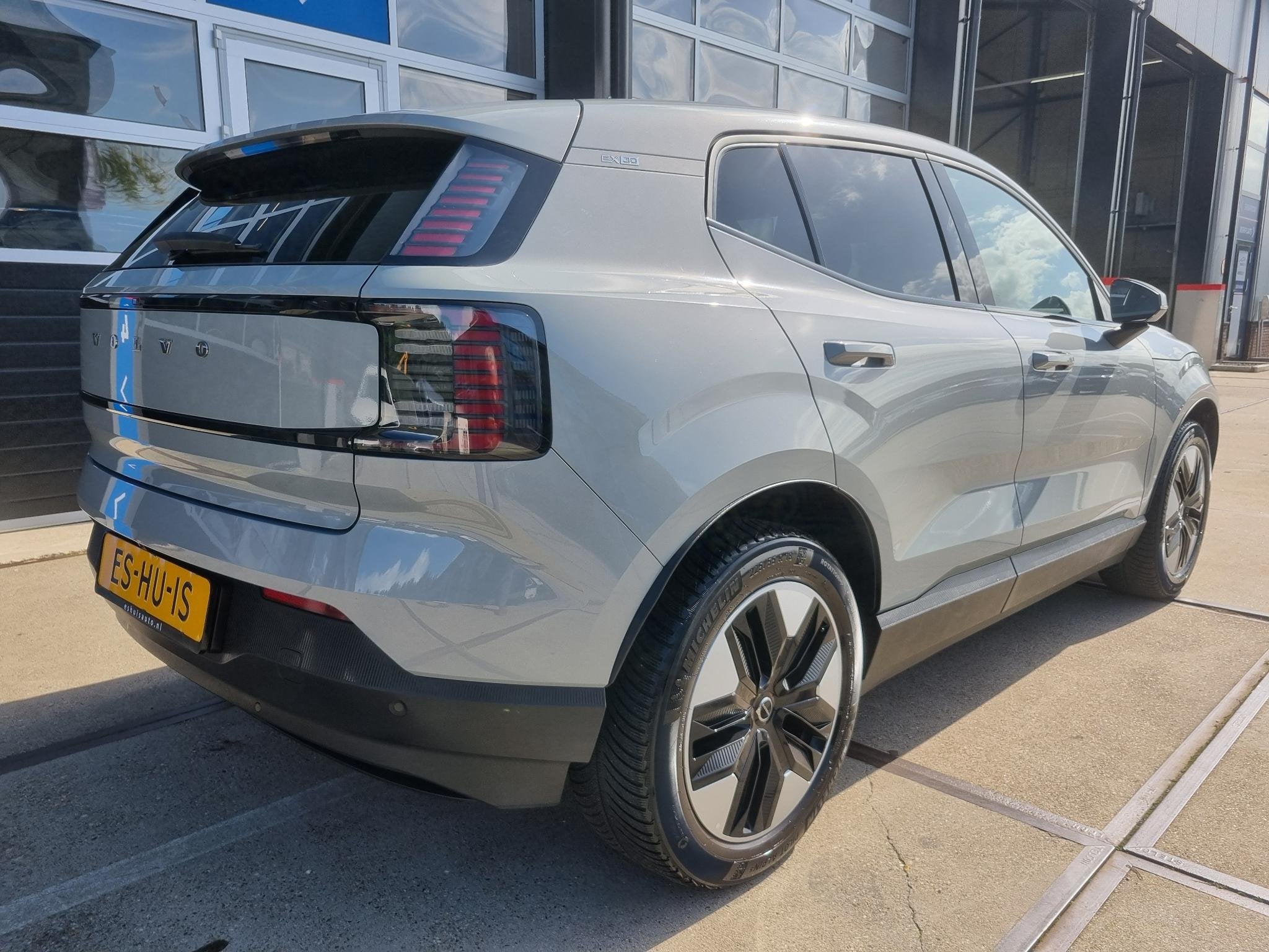 Volvo EX30 Single Motor Extended Range Core 69 kWh GOOGLE MA, Auto's, Automaat, Achterwielaandrijving, Gebruikt, EX30