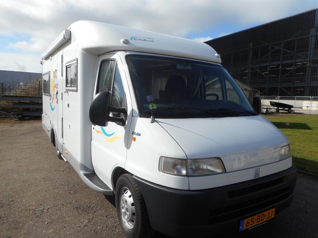 EIFELANT/KNAUS CAMPER 2.8JTD 128pk DIESEL, Caravans en Kamperen, Chemisch toilet, Fiat, Particulier, Luifel