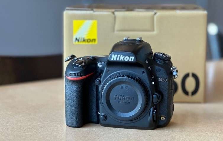 Nikon D750 Body | 90.230 Clicks | Garantie, Gebruikt, Spiegelreflex, Ingebouwde flitser, Ophalen of Verzenden