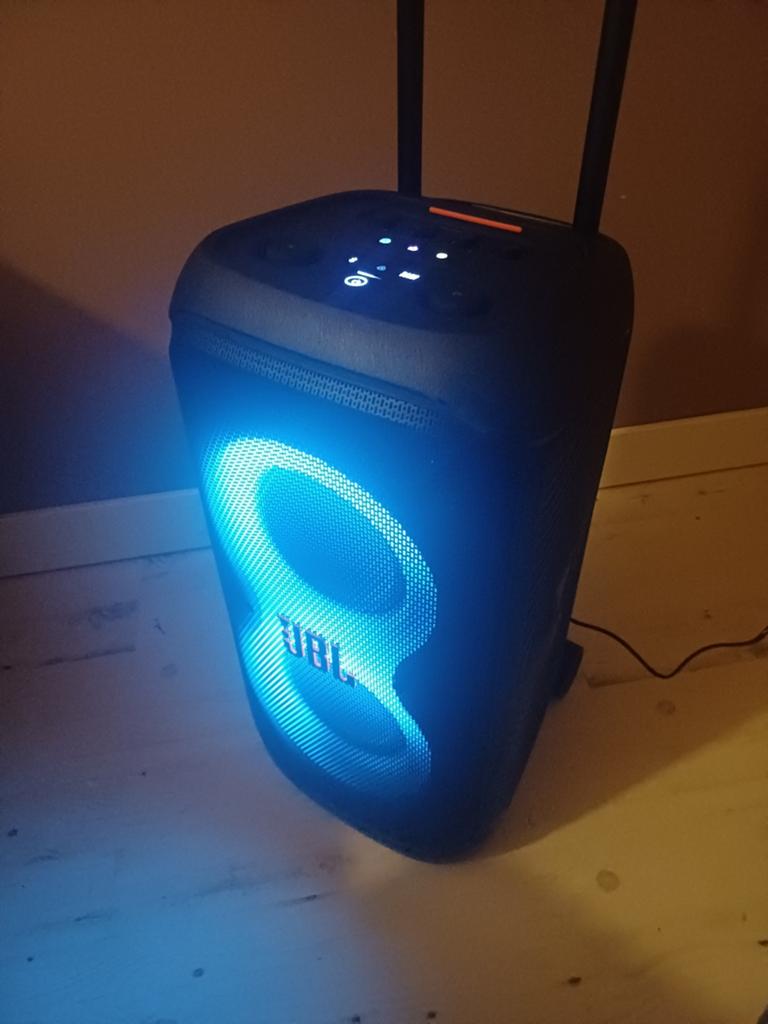 JBL PartyBox 320 - Party Speaker 2 maanden oud !! Als nieuw, Audio, Tv en Foto, Luidsprekers, JBL, Overige typen, Ophalen of Verzenden