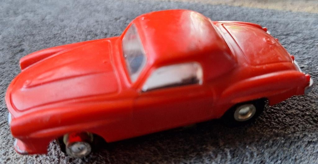 Mercedes 190 - Faller AMS (no 4821) rood, Kinderen en Baby's, Speelgoed | Racebanen, Overige merken, Verzenden, Elektrisch, Racebaan