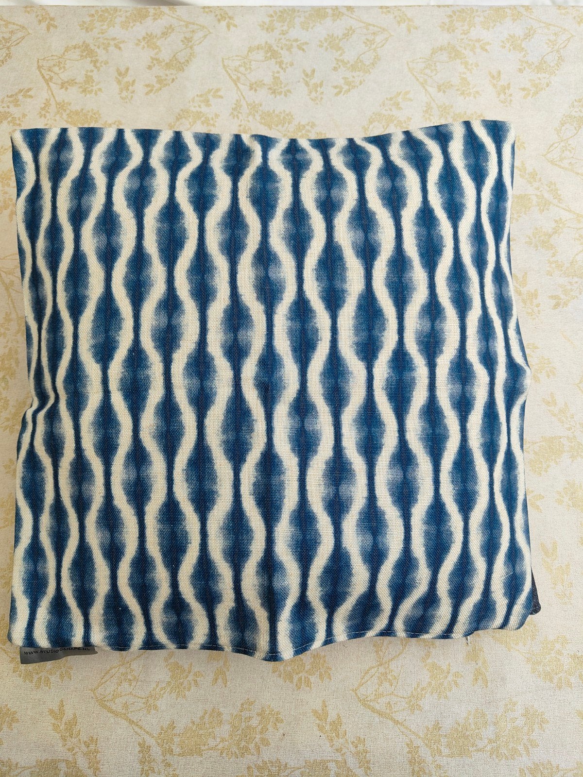 Linnen kussenhoes 50x50 cm - Blauw/Wit patroon, Ophalen of Verzenden, Zo goed als nieuw, Wasbaar, Blauw