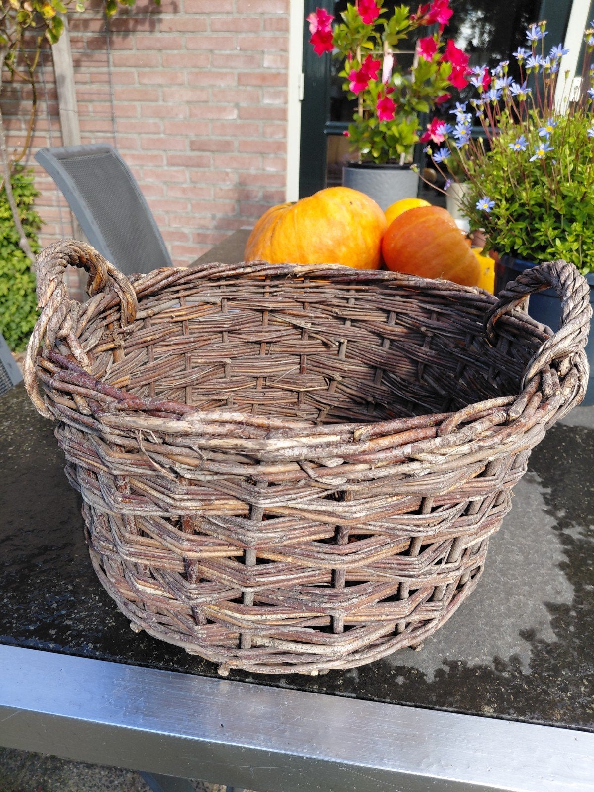 Zeer oude aardappelmand van gevlochten wilgentenen, Ophalen of Verzenden