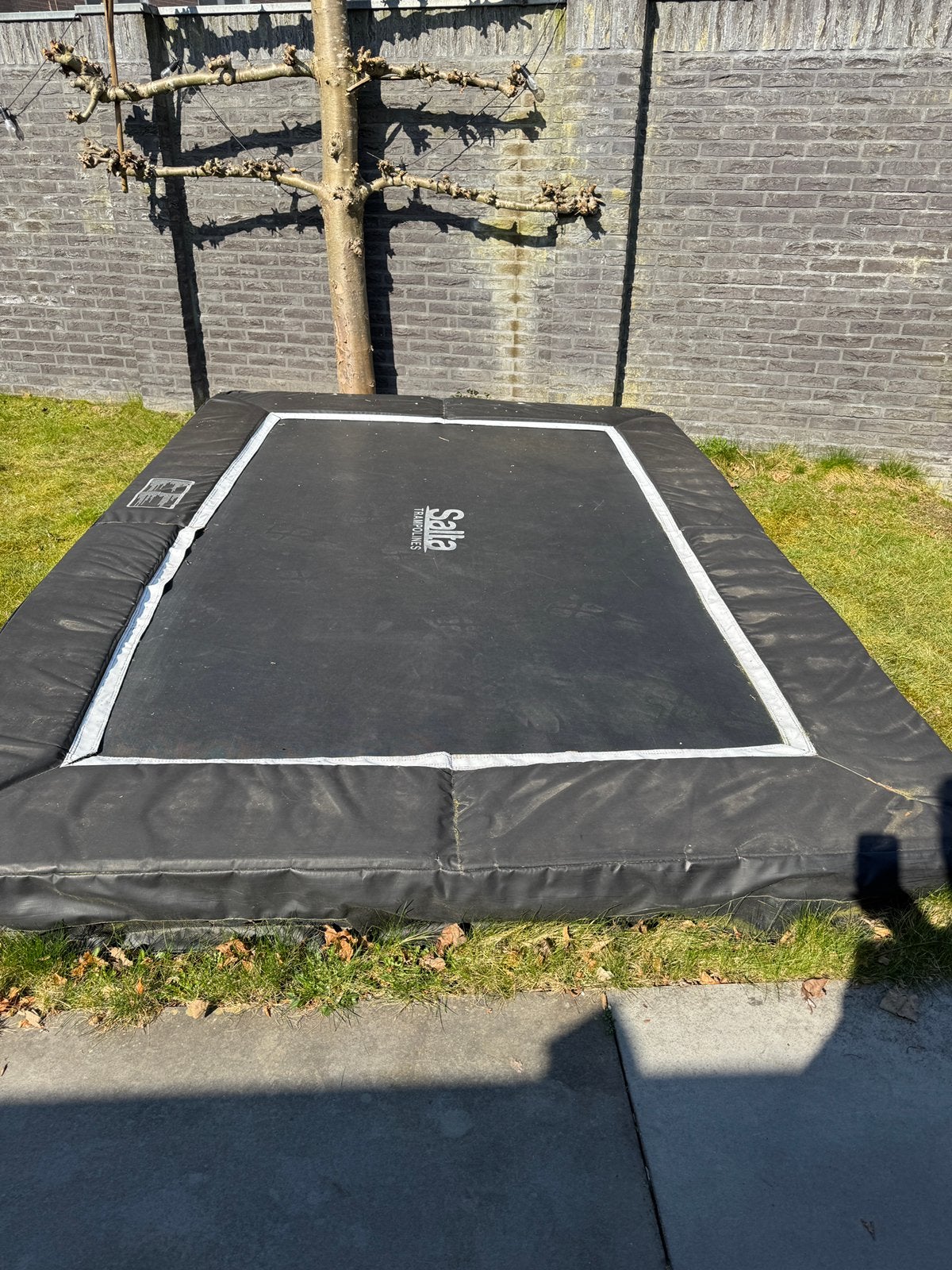Tranpoline Salta zwart, Ophalen, Gebruikt