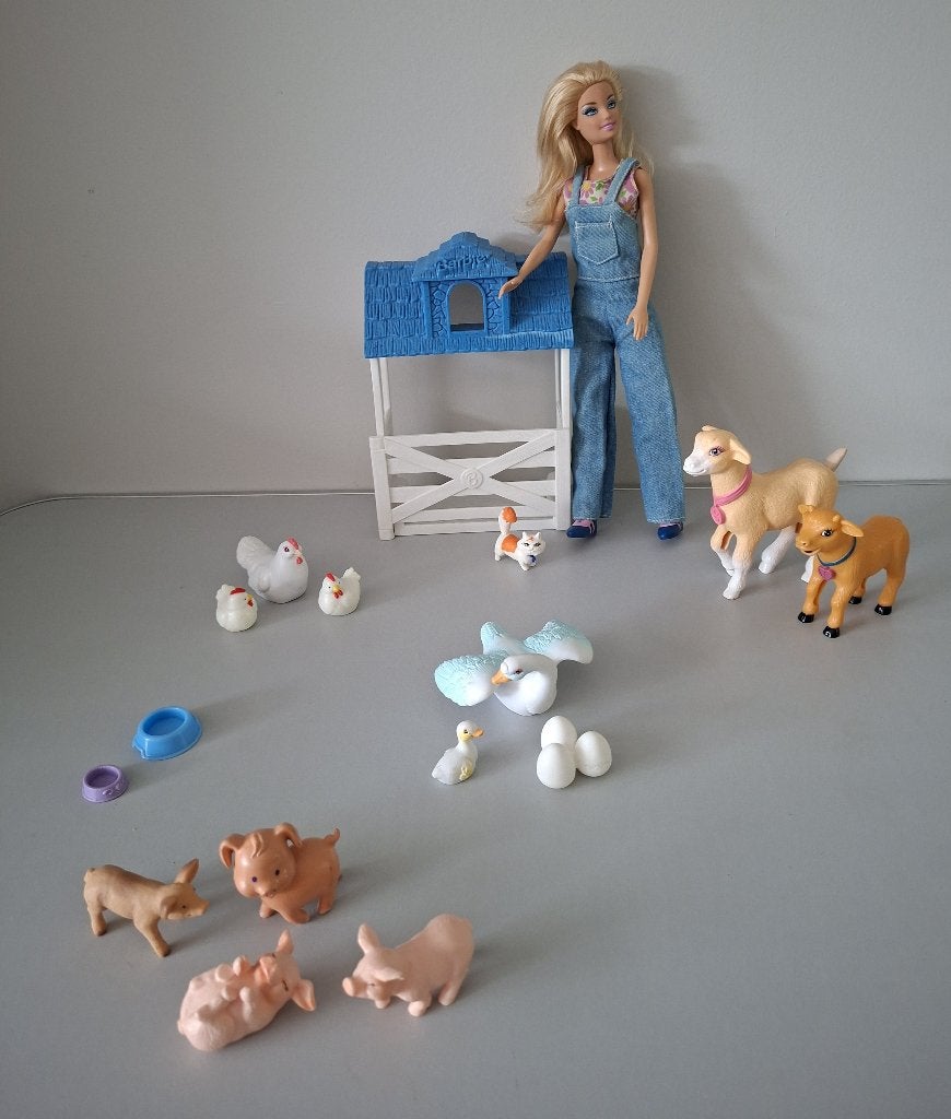 boerderijdieren met hok en barbie, Ophalen of Verzenden, Zo goed als nieuw, Barbie