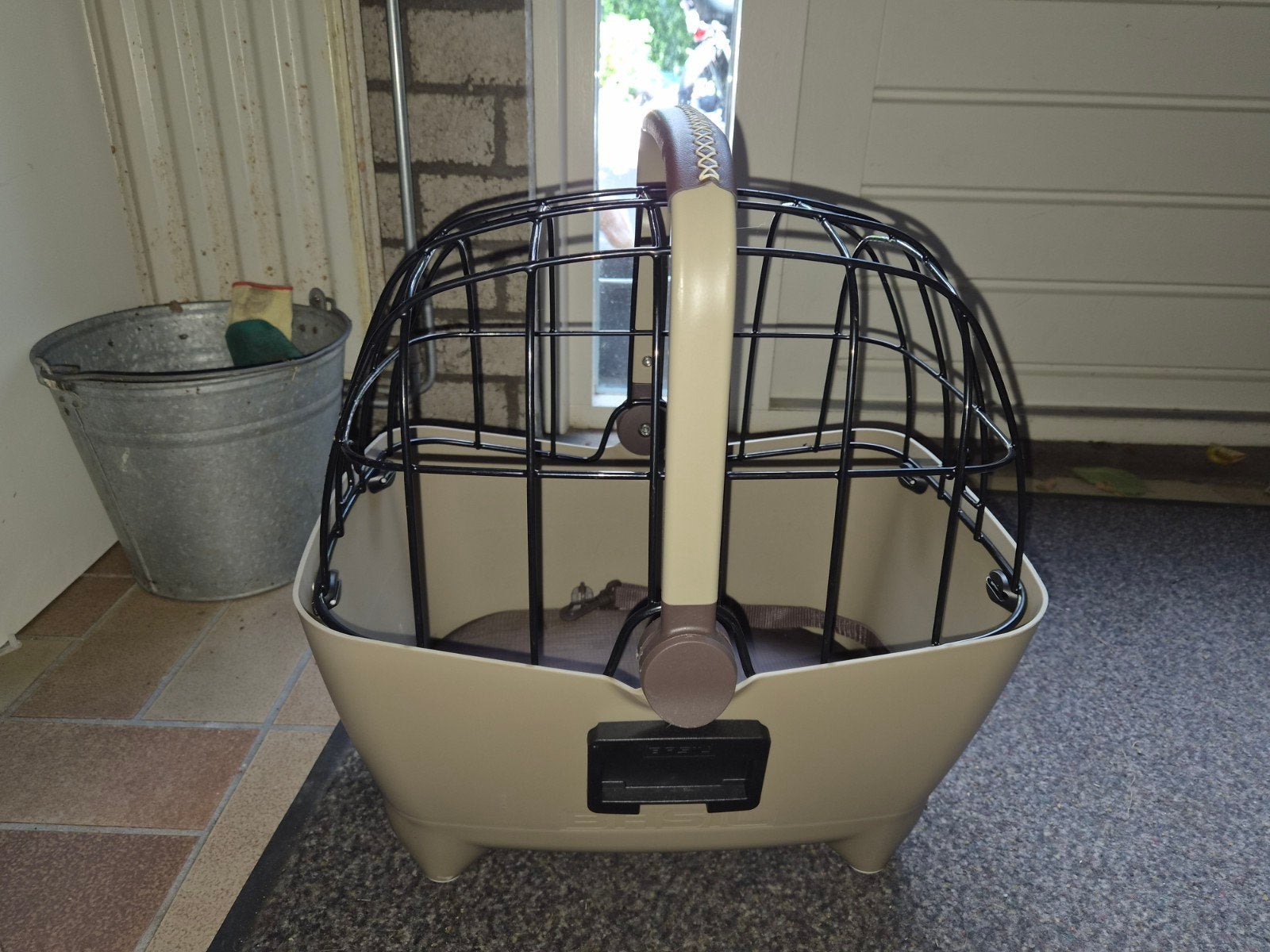Basil Buddy hondenfietsmand met KF adapter, Ophalen, Gebruikt, Minder dan 20 kg, Basil