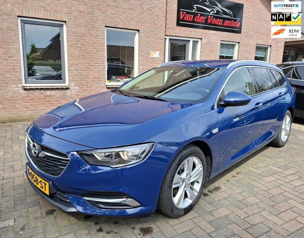 Opel Insignia Sports Tourer 1.5 Turbo Business Executive. Ze, Auto's, 730 kg, 4 cilinders, Blauw, Leder en Stof