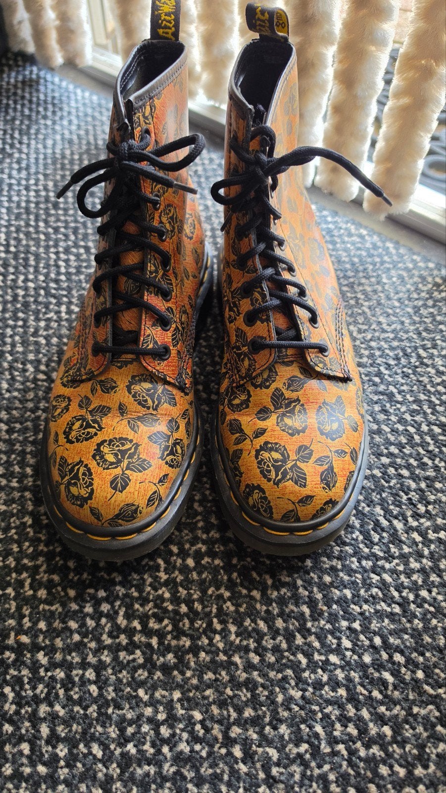 Dr. Martens Boots - Maat 39, Kleding | Dames, Schoenen, Lage of Enkellaarzen, Oranje, Ophalen of Verzenden, Dr. Martens