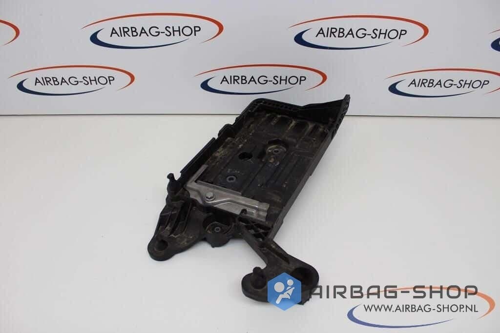 Volkswagen Golf 7 Accubak 5Q0915321J 5Q0915331K, Auto-onderdelen, Gebruikt, -, Volkswagen, -