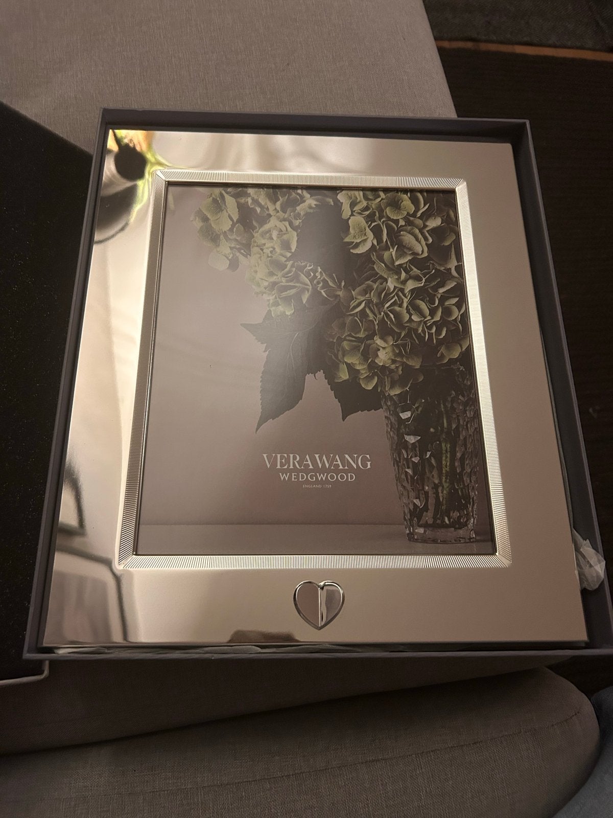 Vera Wang Wedgwood fotolijst zilverkleurig 20x25cm, Nieuw, Ophalen of Verzenden, Fotolijst, Met glas