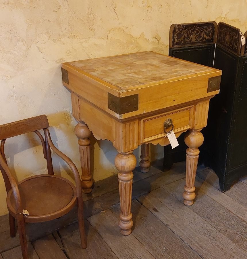 Mooi gedecoreerd oud klein hakblokje, Antiek en Kunst, Curiosa en Brocante, Ophalen