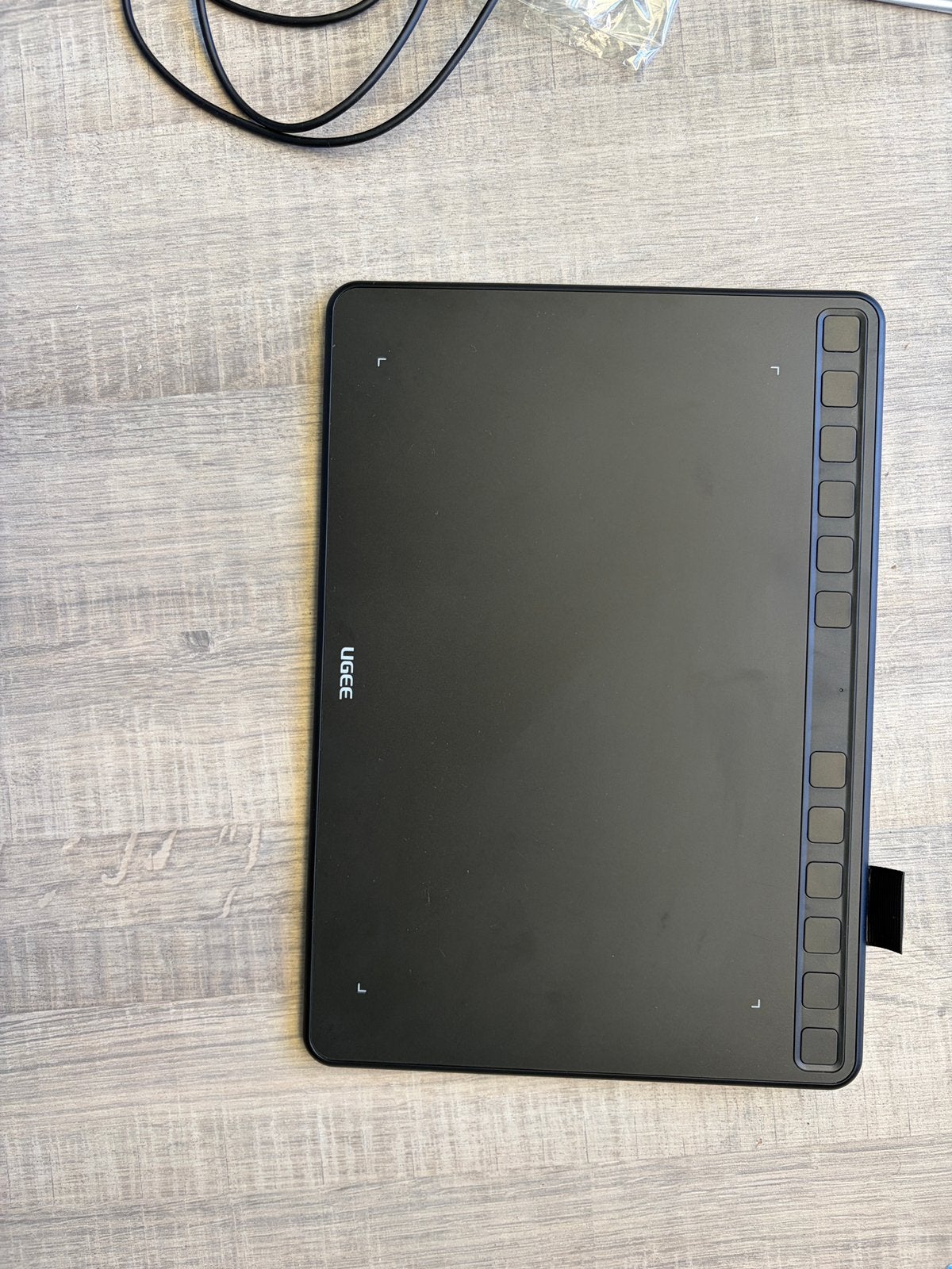 UGEE S1060 tekentablet in goede staat., Ophalen of Verzenden, Gebruikt, Bedraad