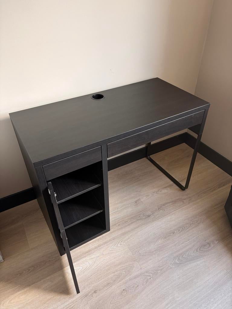 Zwart kinder bureau met lades en opbergruimte, Huis en Inrichting, Bureaus, Ophalen, Zwart, 105 cm, Gebruikt