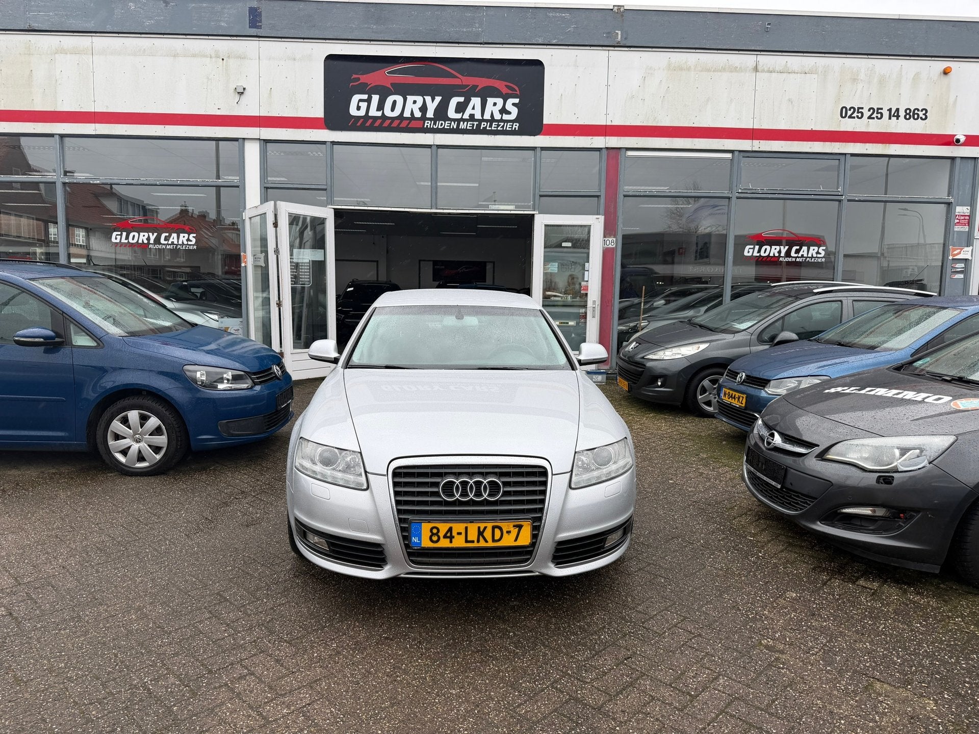 Audi A6 Limousine 2.0 TFSI Business Edition AUTOMAAT-NAVI-CR, Auto's, Audi, Euro 5, 1525 kg, Gebruikt, 4 cilinders