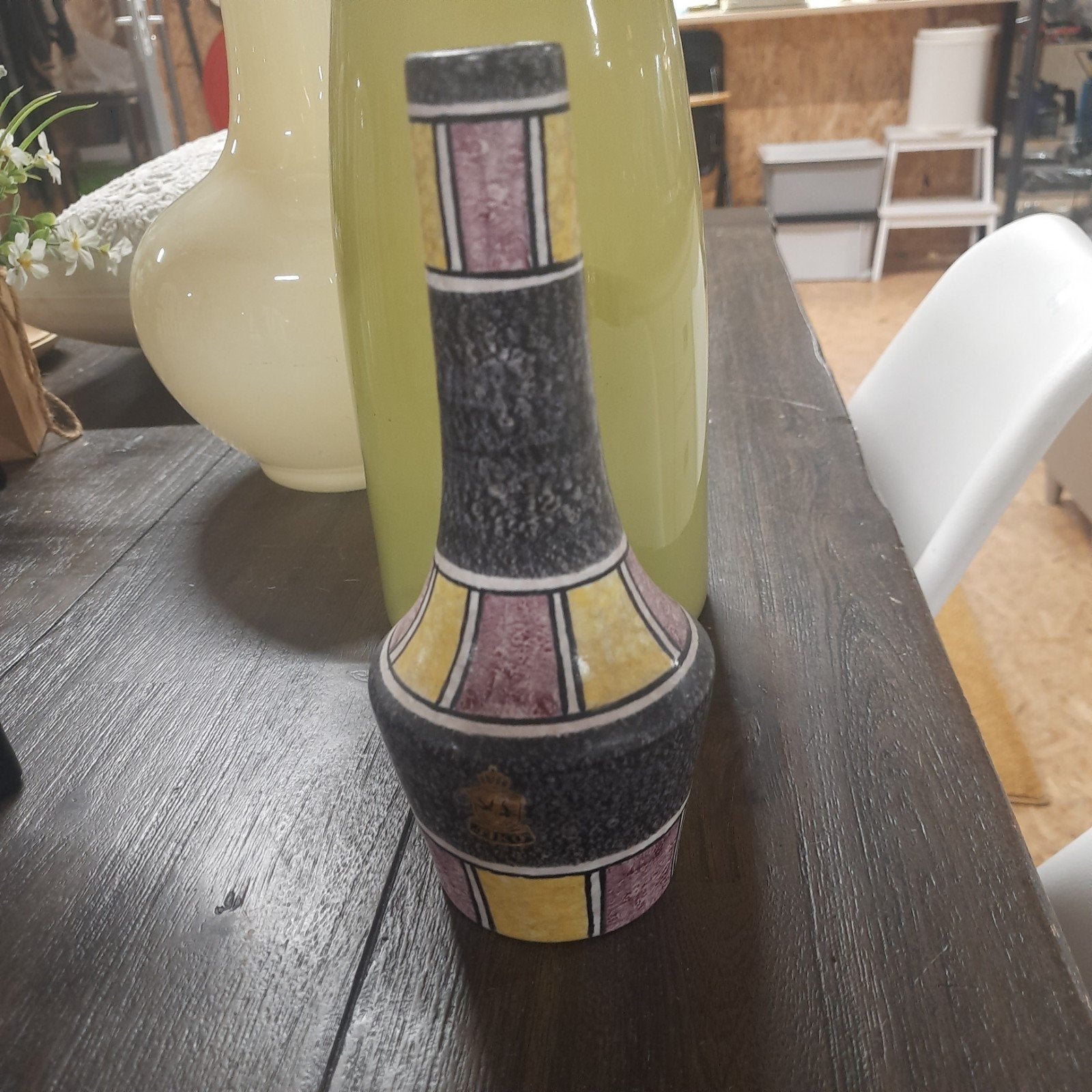 Vintage Tiko Nior 1024 Vaas - Zwart, Geel, Paars Patroon, Antiek en Kunst, Ophalen of Verzenden