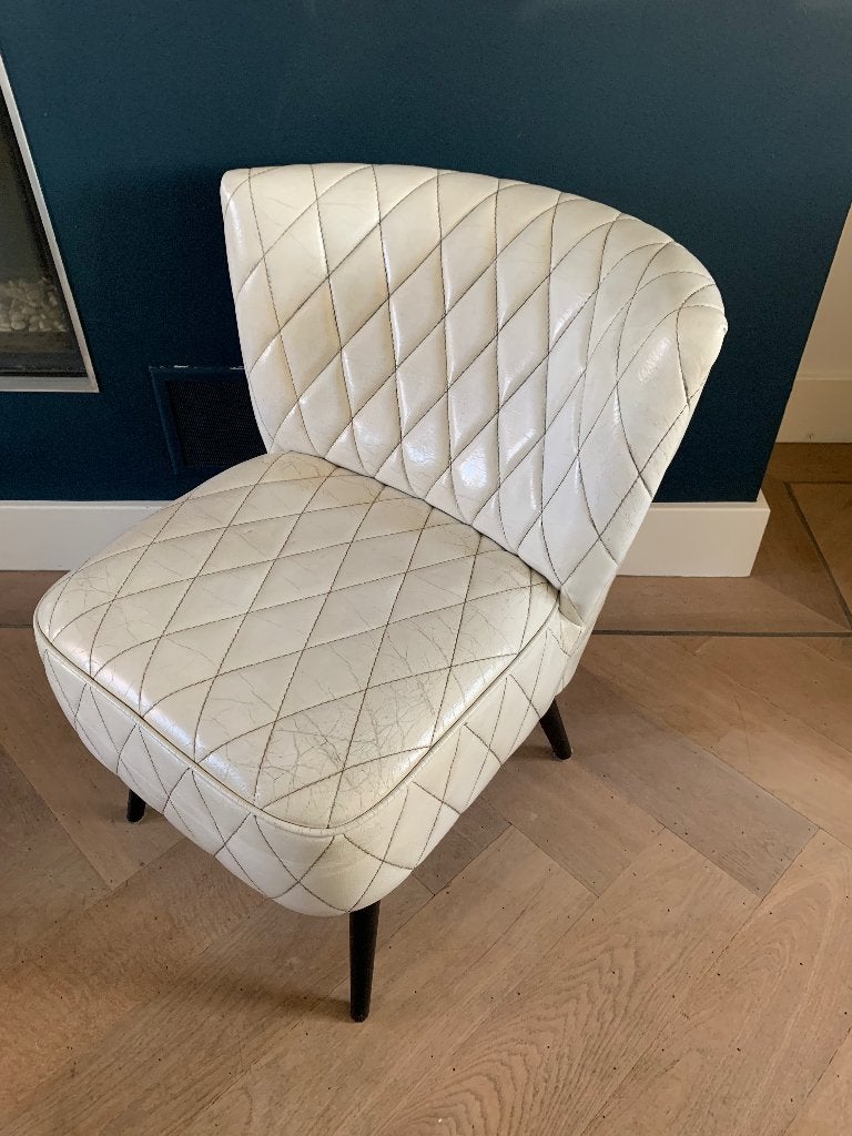 Fauteuil roomwit skai met ruitpatroon laag  vintage, Ophalen, Gebruikt, Minder dan 75 cm, Vintage
