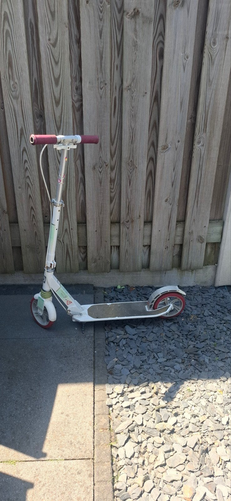 Witte step Oxelo mid 9 met roze accenten, Fietsen en Brommers, Steps, Ophalen