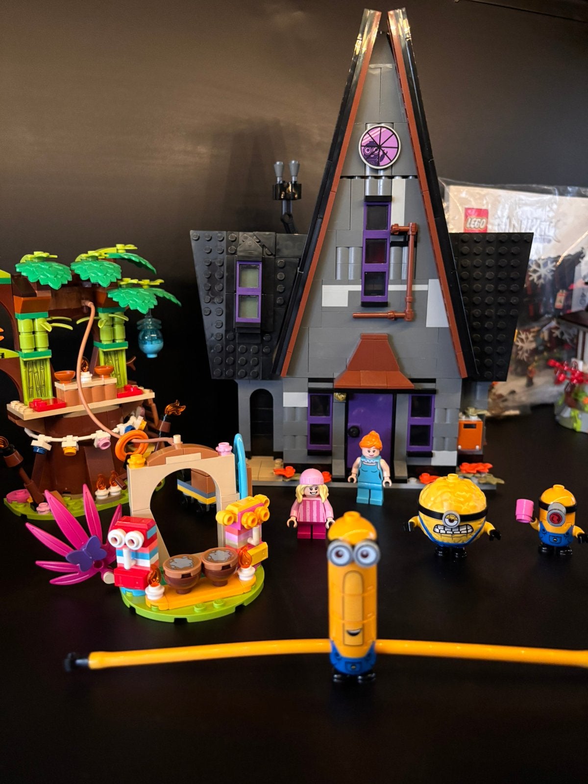 Lego 75583 het grote minions huis, Lego, Ophalen of Verzenden, Zo goed als nieuw, Complete set