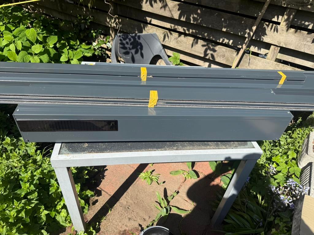 Somfy Rolluiken - Nieuw en compleet, Doe-het-zelf en Verbouw, Rolluiken, 200 cm of meer, Nieuw, Ophalen of Verzenden, Grijs