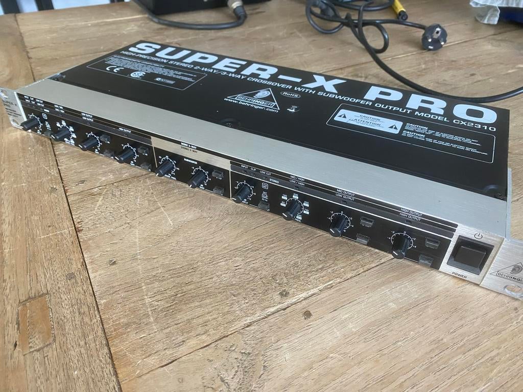 Behringer CX2310 Super X Pro Crossover - Nieuwstaat, Overige merken, Ophalen of Verzenden, Zo goed als nieuw, Nvt