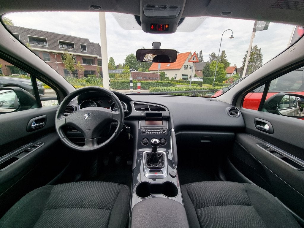Peugeot 3008 1.6 VTi | Price for Export | Airco | Cruise | A, Auto's, Peugeot, Voorwielaandrijving, Stof, Zwart, 4 cilinders