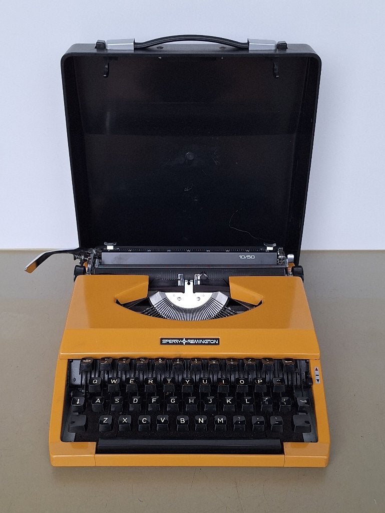 vintage retro oranje gele Sperry Remington typemachine, Diversen, Typemachines, Ophalen of Verzenden, Gebruikt