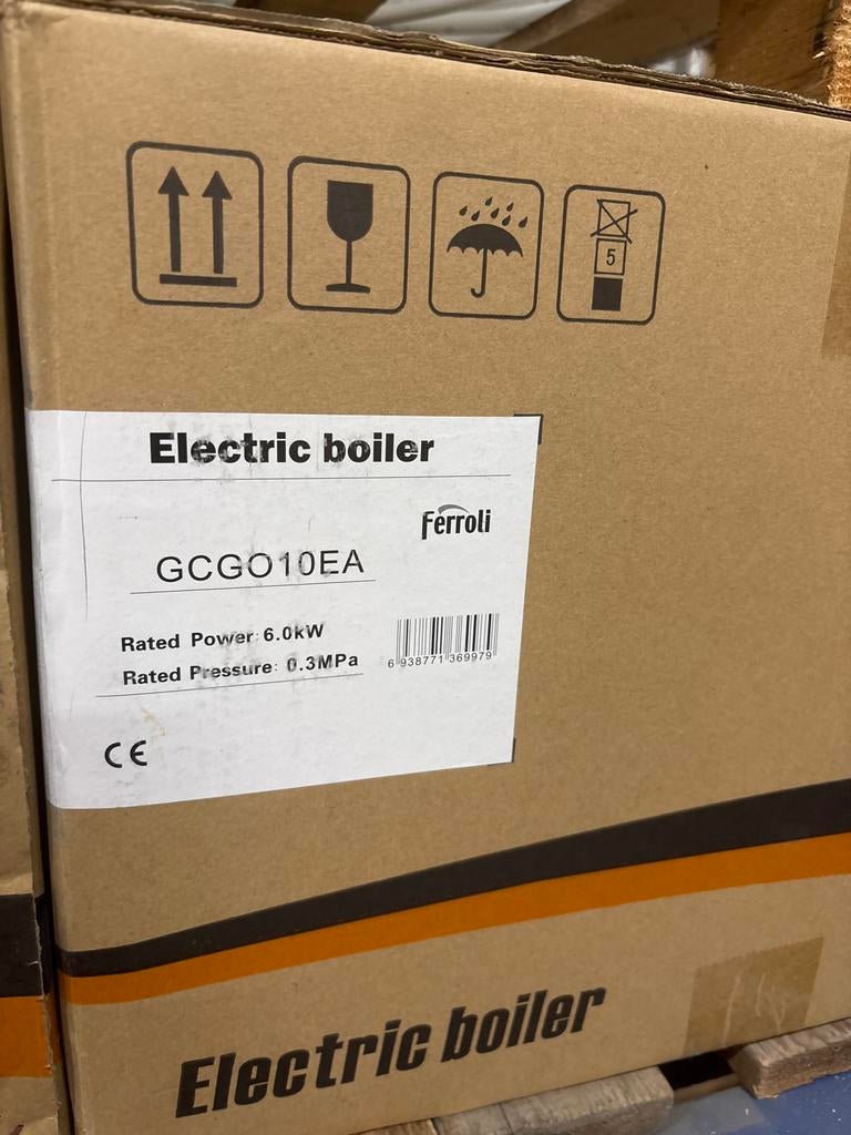 Ferroli Elektrische CV-ketel 6kW - Installateursfavoriet, Ophalen of Verzenden, Nieuw, 800 watt of meer, Cv-ketel of Combi-ketel