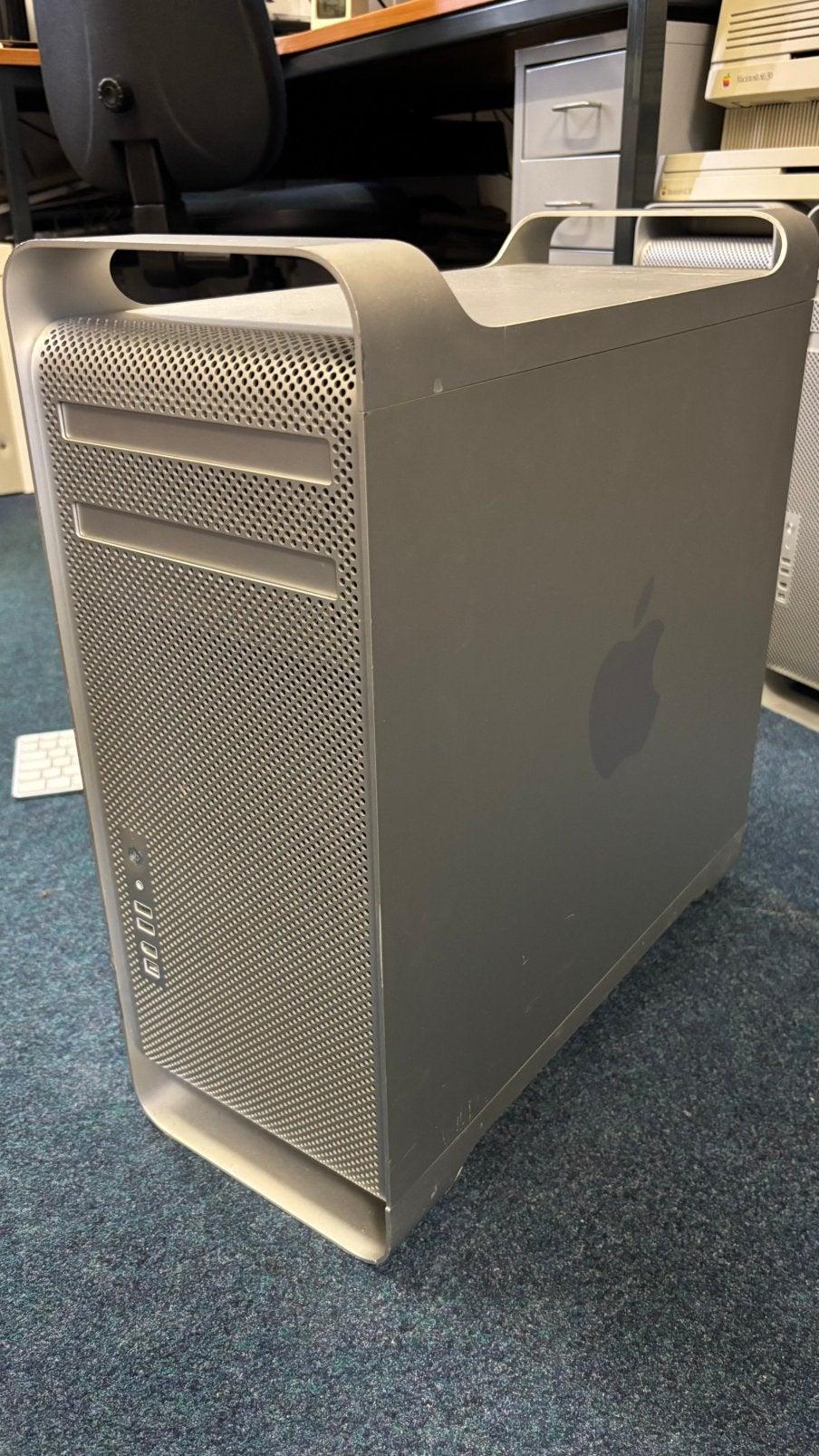 Apple Mac Pro 1.1 QC 2,66GHz - 12GB - 1,5TB - ATI Radeon, Ophalen, Gebruikt, Nvt, 2 tot 3 Ghz