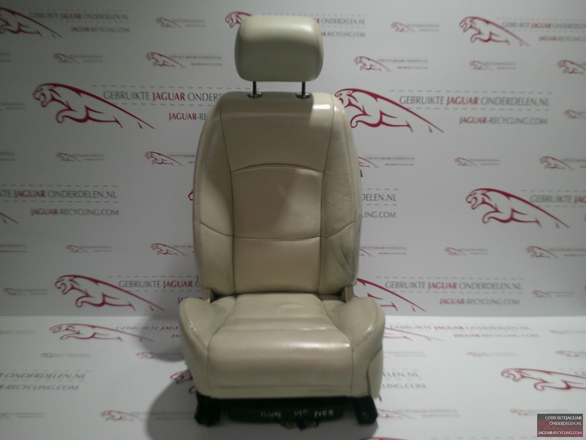 Stoel links Jaguar X350 crème  (NED) XJR stoel met R logo, Auto-onderdelen, Interieur en Bekleding, Gebruikt, -, Ophalen of Verzenden