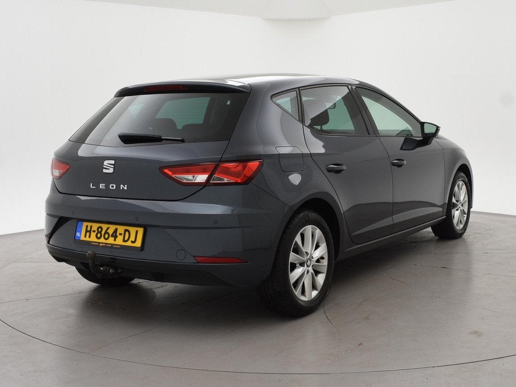 SEAT Leon 1.5 TSI STYLE ULTIMATE EDITION+ TREKHAAK | CARPLAY, Auto's, Stof, Euro 6, 4 cilinders, Leon