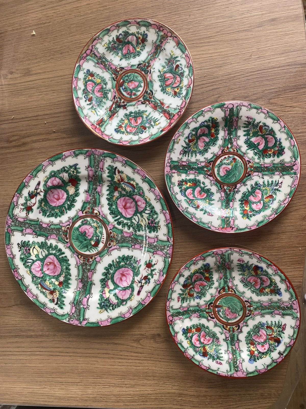 Set van 4 Antieke Chinese Famille Rose Borden, Ophalen