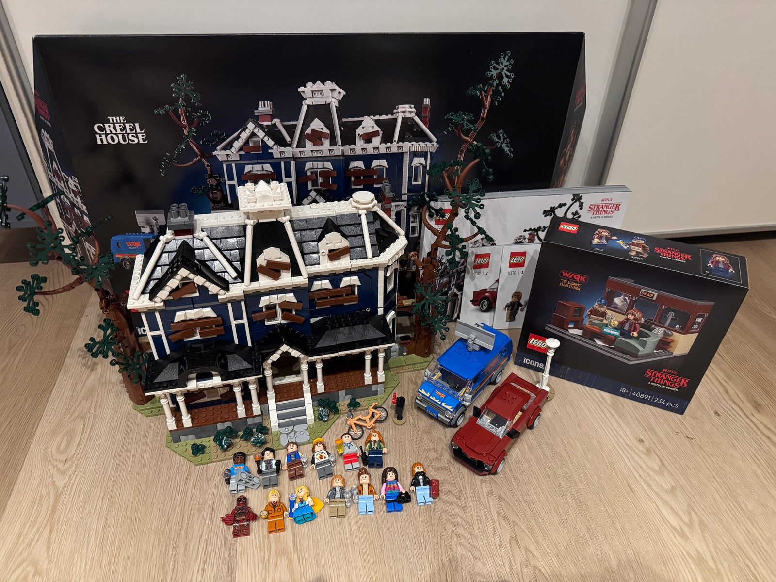 Lego Stranger Things 11370 Creel House(ZGAN) & 40891(Sealed), Lego, Ophalen of Verzenden, Zo goed als nieuw, Icons