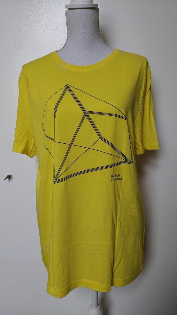 (SHIRT04) T-shirt – Geel Urban District – C&A – maat L, Kleding | Heren, Ophalen of Verzenden, Maat 52/54 (L), Geel