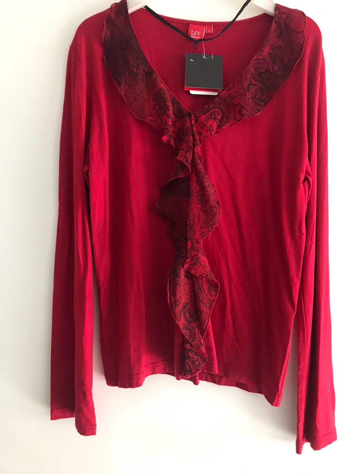 Rood shirt met ruches mt 40/44, Ophalen of Verzenden, Nieuw