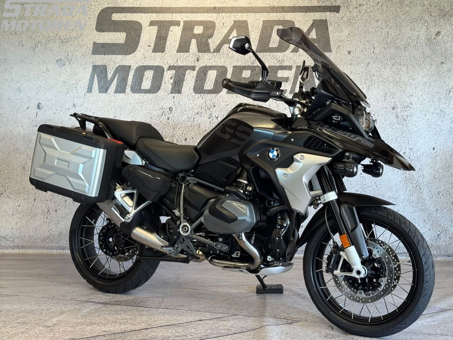 BMW R 1250 GS TRIPLE BLACK (bj 2022) triple black tb, Motoren, Motoren | BMW, Bedrijf, Onbekend, Overig, Onbekend