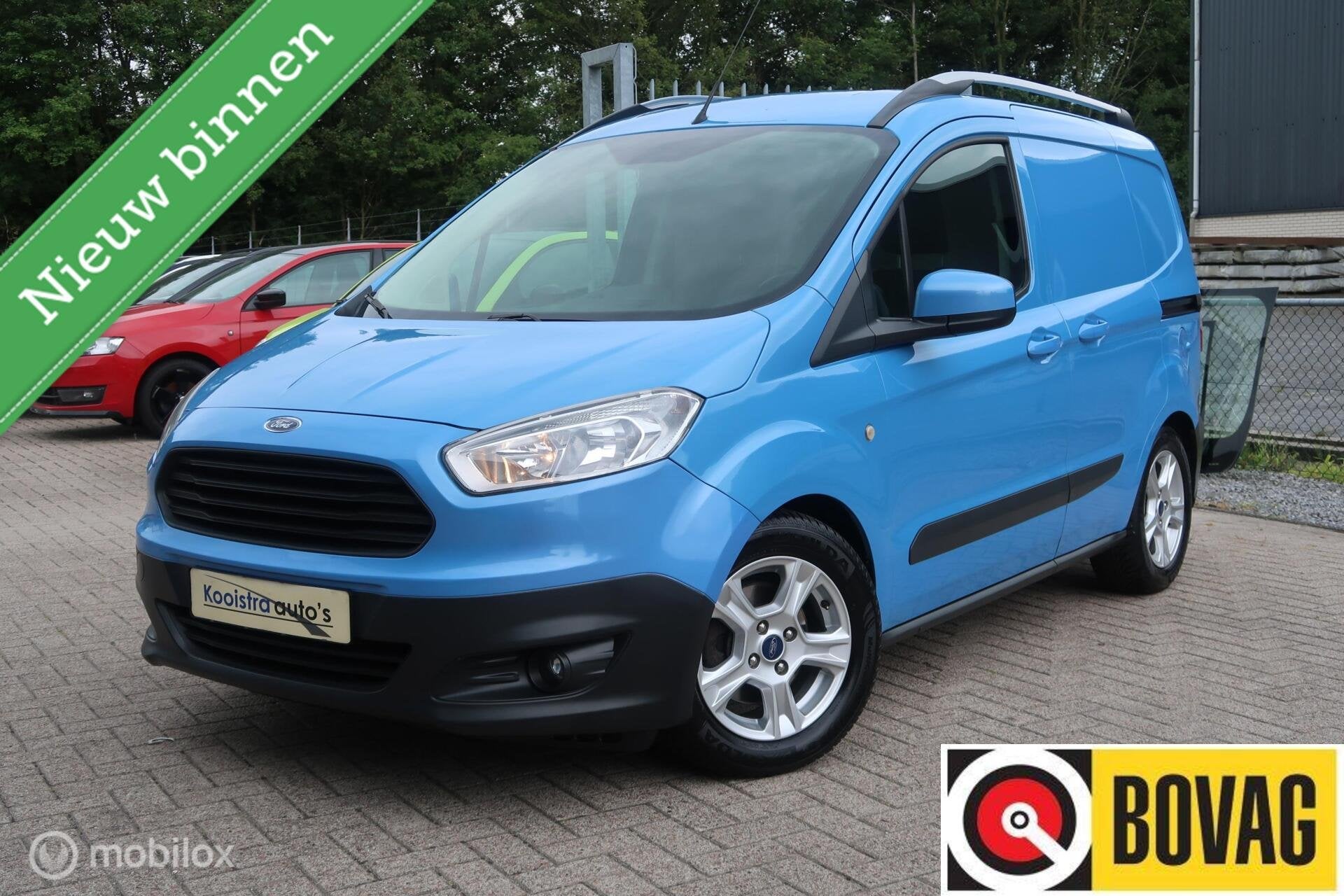Ford Transit Courier BENZINE, MARGE AUTO, BTW VRIJ 100 PK, Gebruikt, Zwart, Blauw, Bedrijf