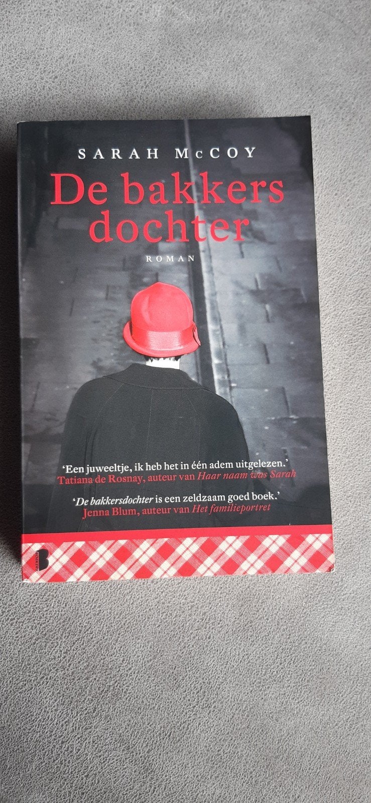 Sarah McCoy - De bakkersdochter, Ophalen of Verzenden, Zo goed als nieuw, Sarah McCoy