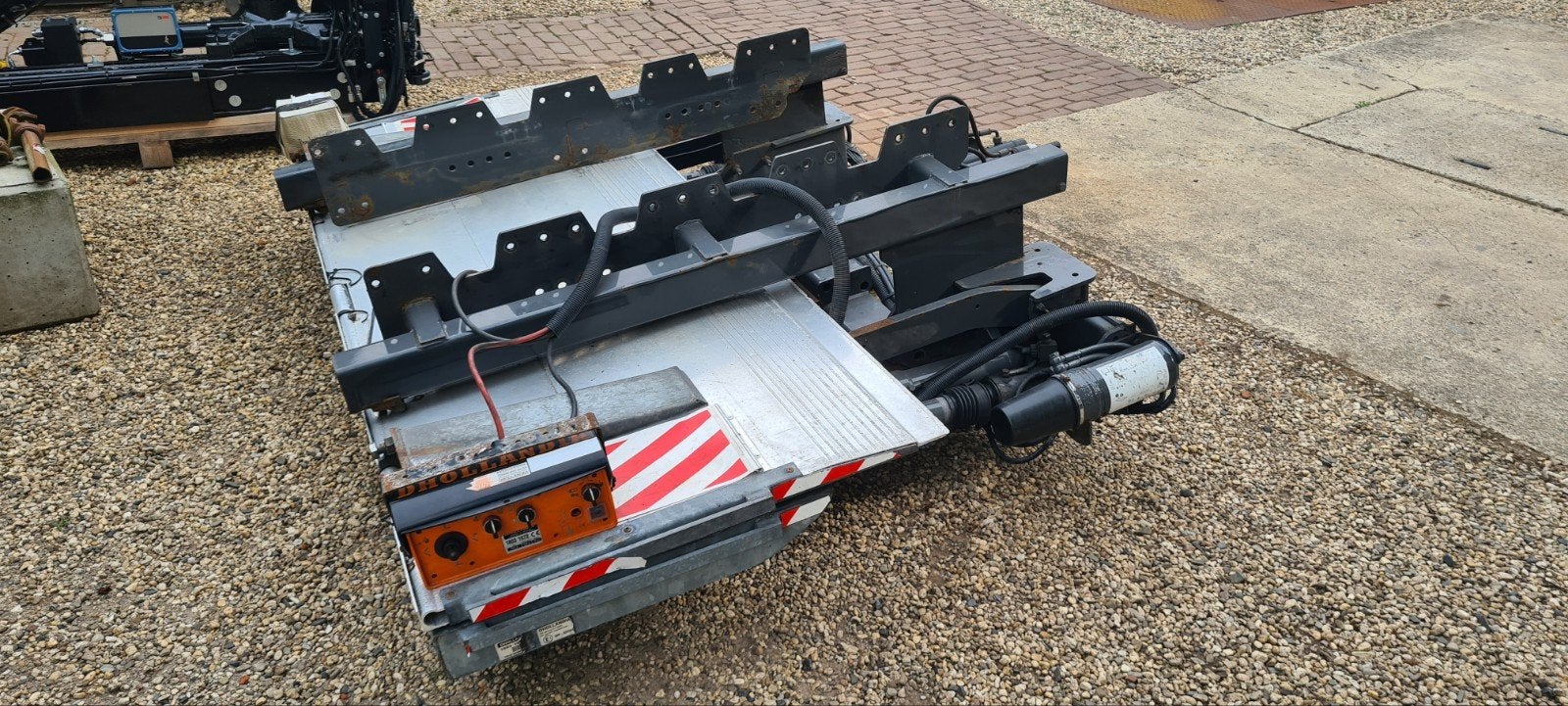 Gebruikte Dhollandia laadklep, Ophalen, Gebruikt, DAF, Carrosserie en Plaatwerk