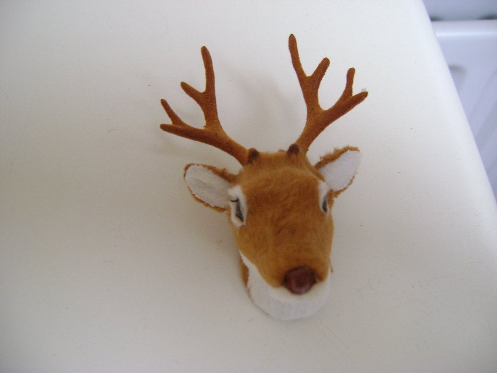 stoffen hertenkopje van 9cm langx4h uit diergaarde blijdorp, Ophalen of Verzenden, Zo goed als nieuw, Dier