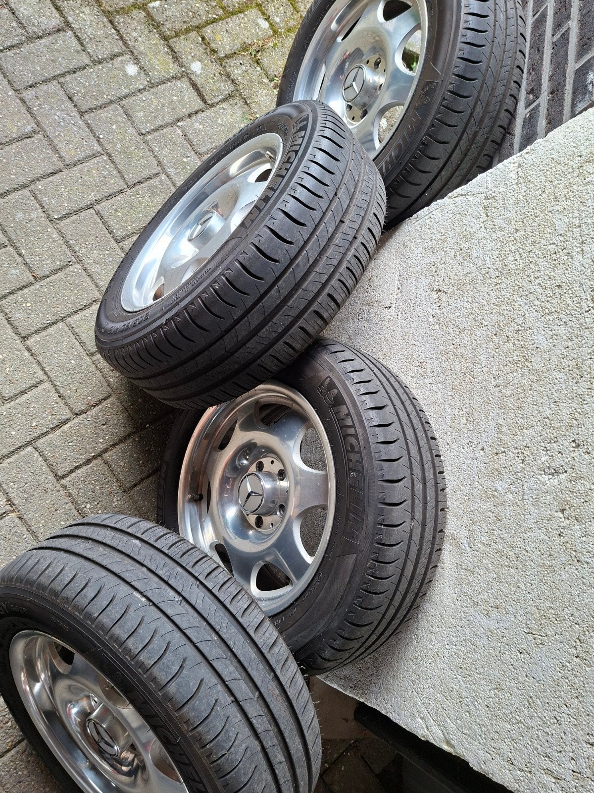 Mercedes 16  inch velgen met Michelin zomerbanden, Ophalen, Gebruikt